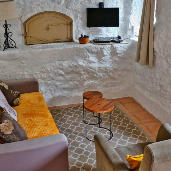 Salon d'un des Gîtes Mas Cinq Sols en Nouvelle Aquitaine à Courbiac, dans le Lot et Garonne