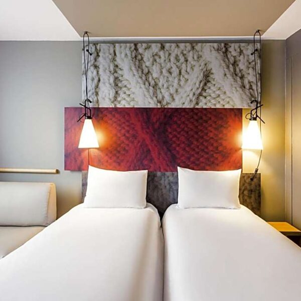 Chambre de l'Ibis Bordeaux Centre Bastide à Bordeaux en Gironde