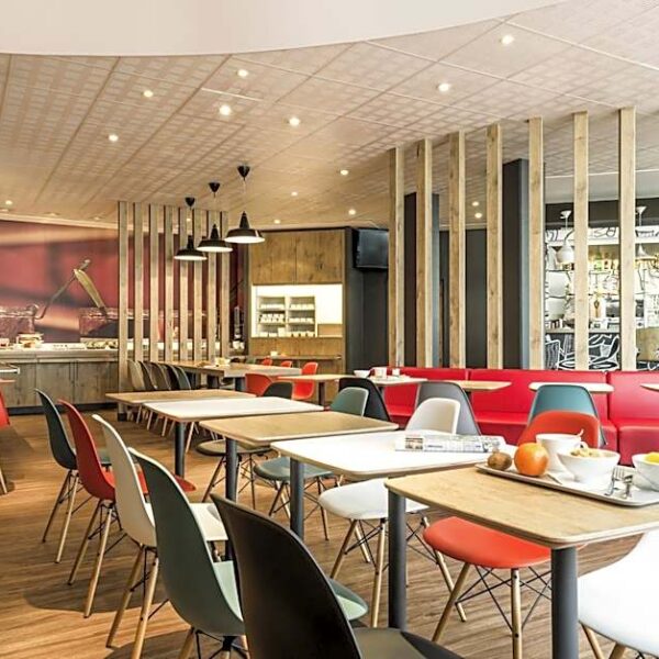 Hall de l'Ibis Bordeaux Centre Bastide à Bordeaux en Gironde