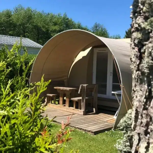 Location coco sweet, hébergement insolite avec chiens admis - Camping La Cigaline, à Montpon-Ménestérol, en Dordogne, près de Bergerac.