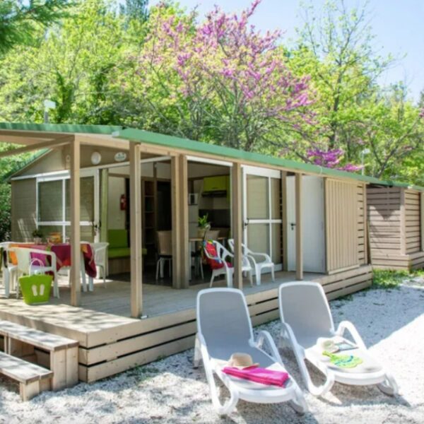Camping Le Luberon - Vaucluse - Provence-Alpes-Côte-d’Azur - Chiens acceptés - EmmèneTonChien.com