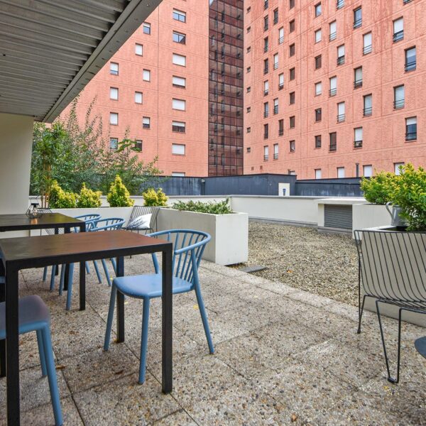 Extérieur, restauration de l'Appart'city Lille Euralille