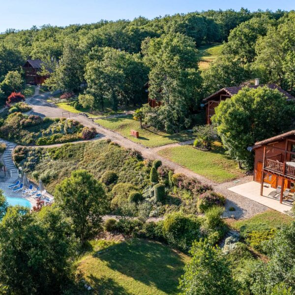 Vue aérienne du Souillac Golf & Country Club à Lachapelle-Auzac dans le Lot