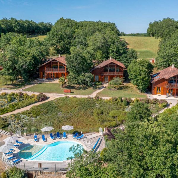 Vue aérienne du Souillac Golf & Country Club à Lachapelle-Auzac dans le Lot