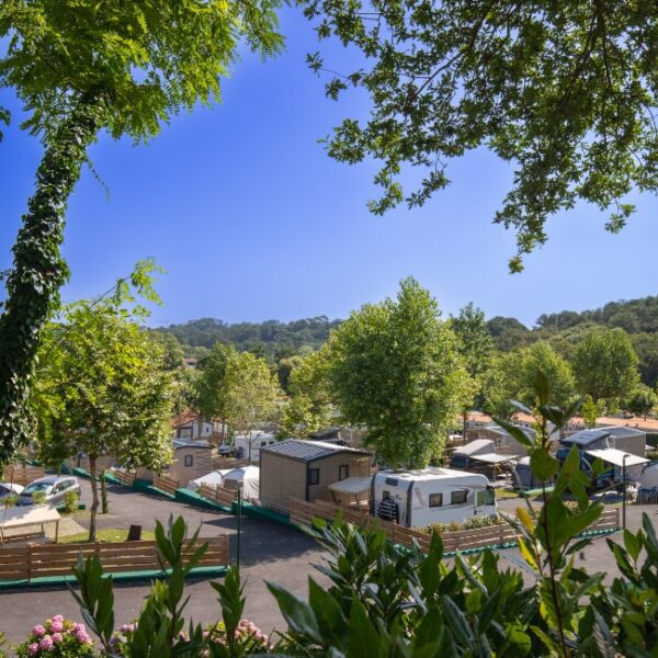 Vue &erienne du Camping IlBarritz à Bidart dans les Pyrénnées Atlantique