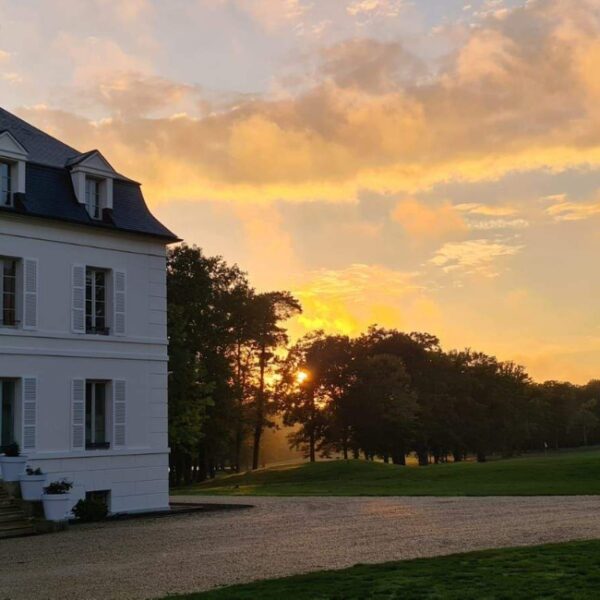Extérieur du Domaine du Roncemay à Chassy dans l' Yonne