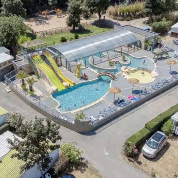 Piscine du Camping Les Dinosaures à Talmont-Saint-Hilaire - Vendée