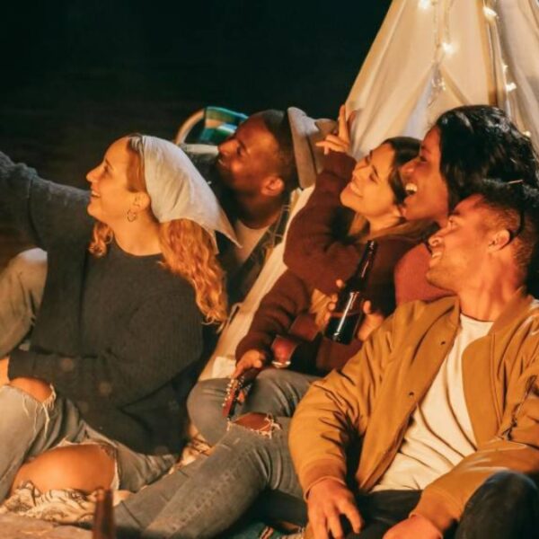 Vacanciers du Camping Le Peyrolais à Saint-Julien-de-Peyrolas dans Gard