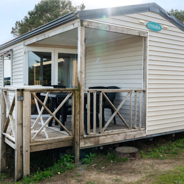 Mobil-home avec terrasse du Camping les Violettes, à la Faute-sur-Mer, en Vendée, Pays-de-la-Loire