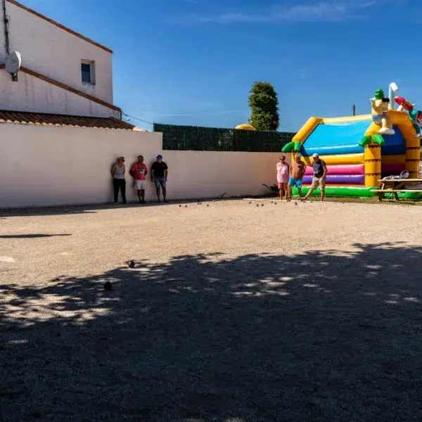 Terrains de Pétanque du Camping les Violettes, à la Faute-sur-Mer, en Vendée, Pays-de-la-Loire
