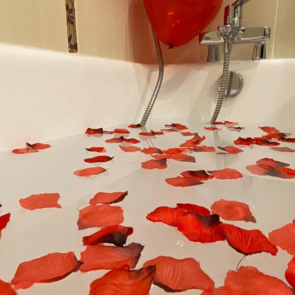 Bain de pétales à l'hôtel de Paris Montparnasse 3* (75)
