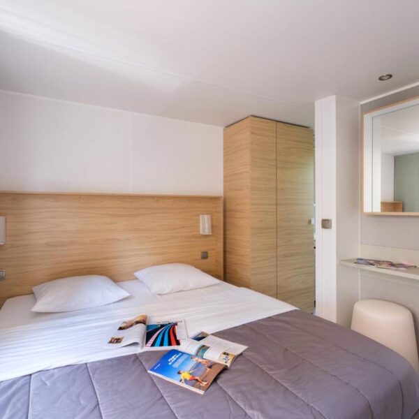 Chambre du Camping La Bastiane à Puget-Sur-Argens dans le Var