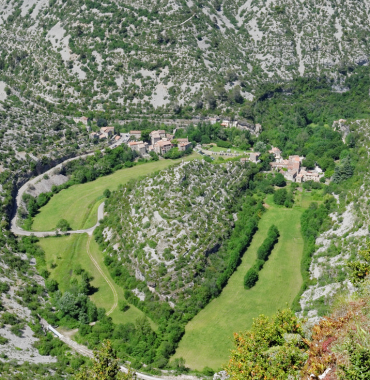 Cirque de Navacelles, où les chiens sont acceptés, dans les Cévennes