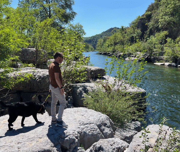 Lieux de baignades en Ardèche où les chiens sont acceptés