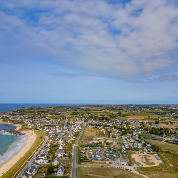 Camping en bord de mer dans le Finistère, Camping La Baie de Kernic, à Plouescat, Bretagne