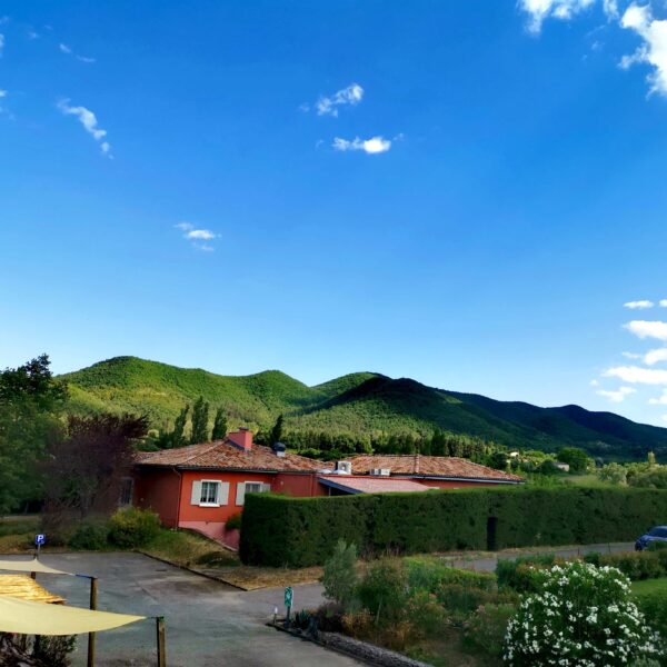 Hôtel Rose des Vents à Baix en Ardèche