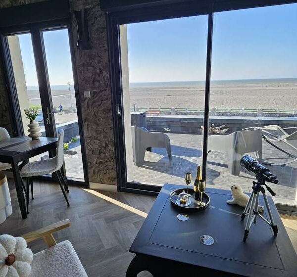 Vue sur la mer depuis une des suites de la maison d'hôtes L'instant à Cayeux sur Mer (80) dans la Baie de Somme