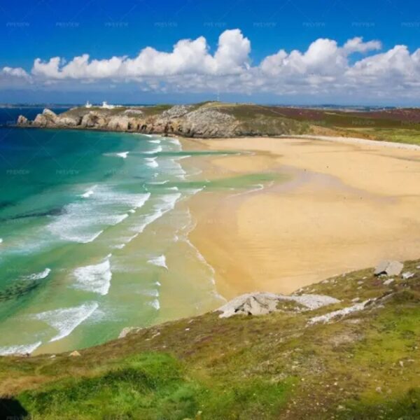 Plage proche du Gîte Chez Fanch à Camaret-sur-Mer, sur la Prequ'île de Crozon, dans le Finistère, en Bretagne