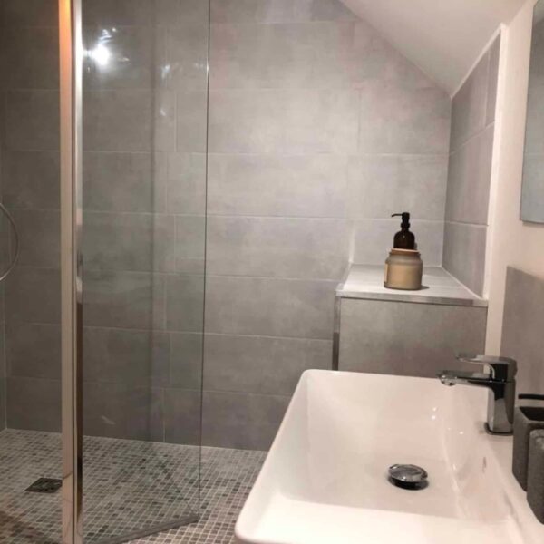 Salle de Bain Gîte Maison Tourangelle Vauvray en Indre-et-Loire