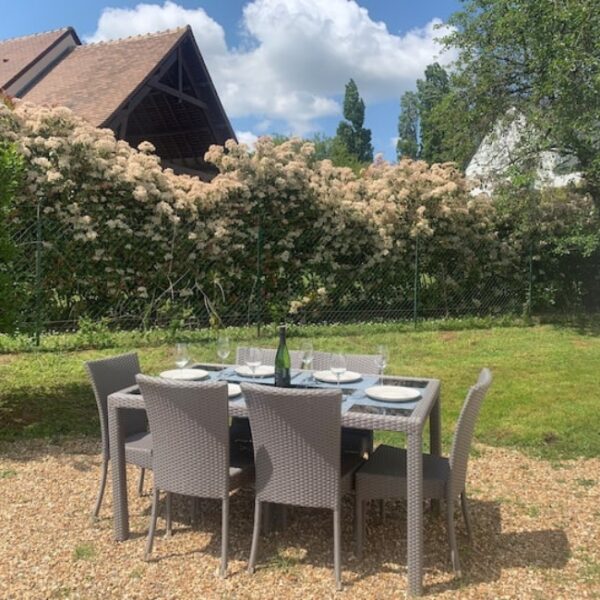 Terrasse du Gîte Maison Tourangelle Vauvray en Indre-et-Loire