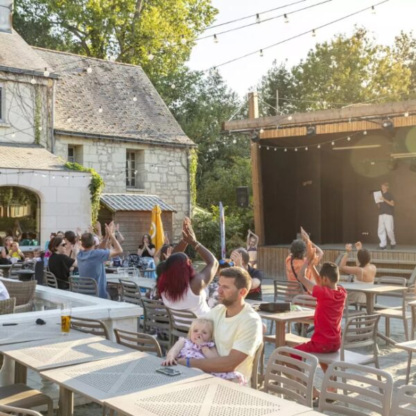 Animations et soirées festives au camping Domaine de la Brèche, à Varennes-sur-Loire près de Saumur, dans le Maine-et-Loire.