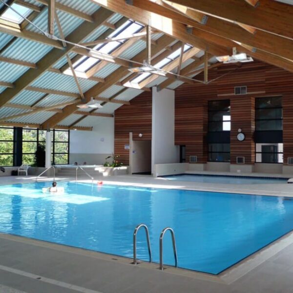Piscine des Gîtes Les Hauts de Toulvern à Baden en Bretagne