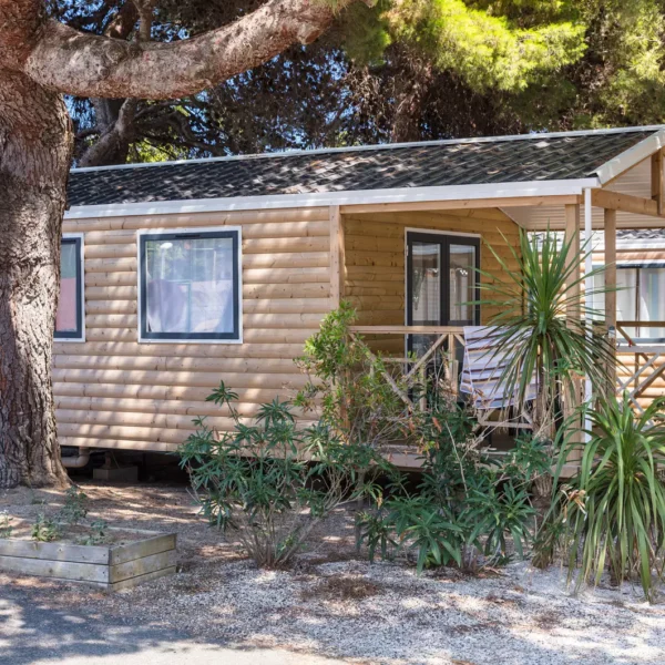 Locatifs du Camping La Presqu'ïle du Barcarès au Barcarès dans les Pyrénées-Orientales