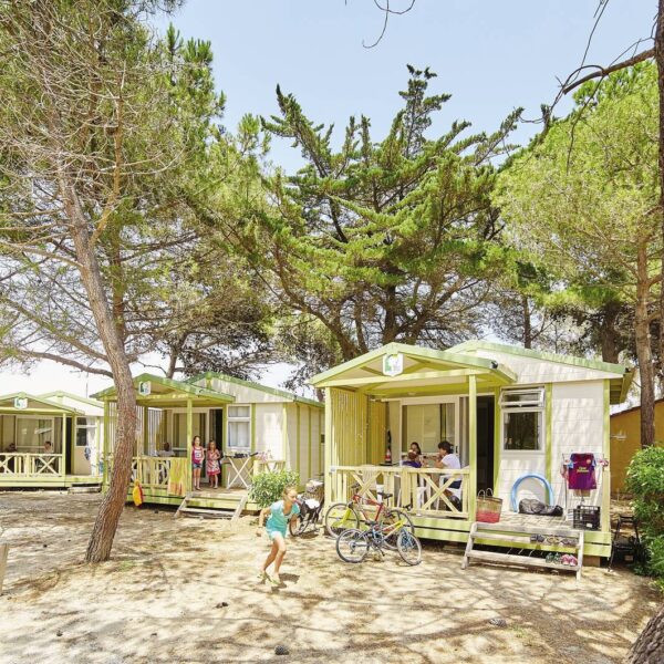 Locatifs du Camping La Presqu'ïle du Barcarès au Barcarès dans les Pyrénées-Orientales