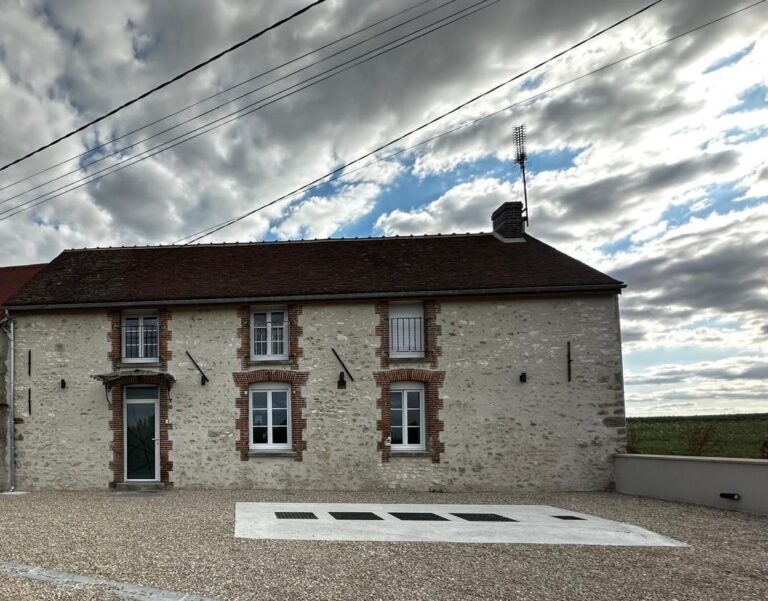 Façade du Gite de Gondelot en Seine-et-Marne à moins de 2h de Paris