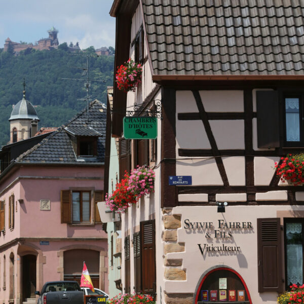 Devanture des Chambres d'hôtes chez le Vigneron à Saint-Hippolyte dans le Haut-Rhin
