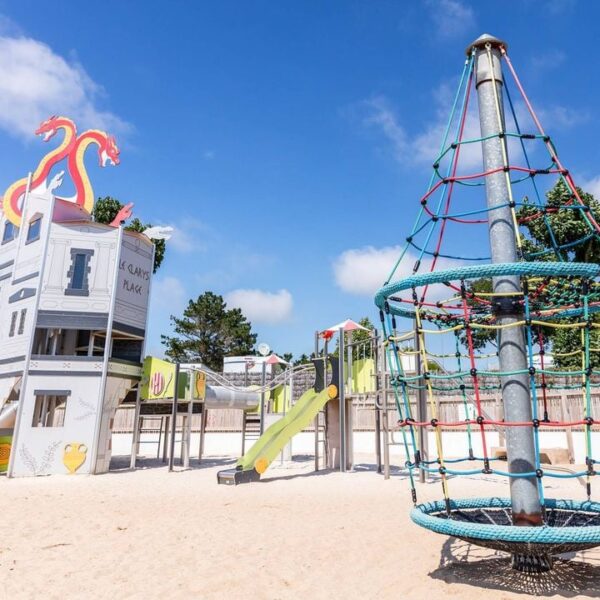 Aire de jeux du Camping Domaine de Clarys à Saint-Jean-de-Monts en Vendée