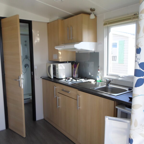 Cuisine du Camping Les Cognets à Dragey-Ronthon dans la Manche