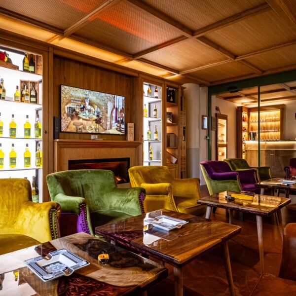 Salle de séjour de l'Hôtel Le Cep à Beaune en Côte d'Or
