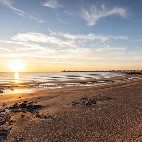 Plage proche des des Villas Oasis les Jardins à Les Sables d'Olonnes en Vendée