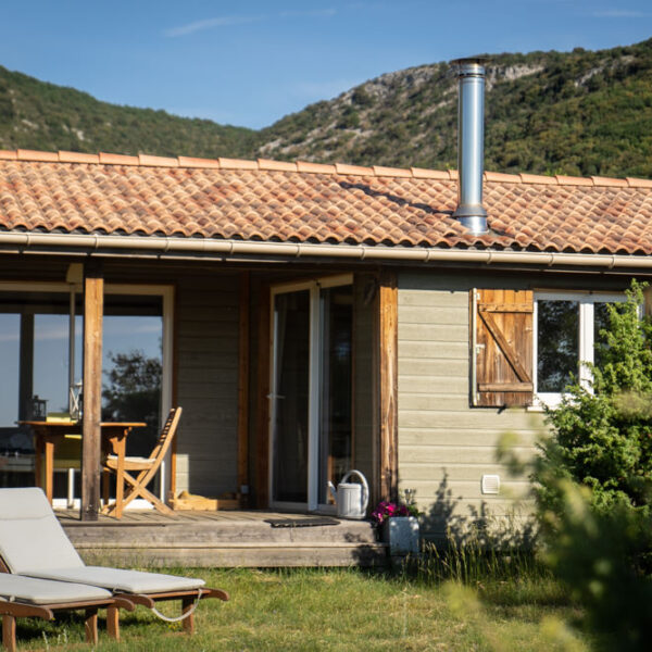 Locatif du Camping de Briange proche de la grotte chauvet en Ardèche