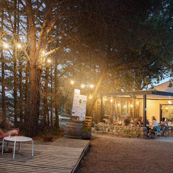 Restaurant du Camping de Briange proche de la grotte chauvet en Ardèche