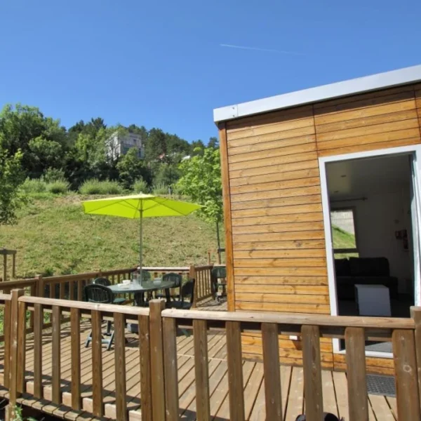 Camping Lou Gourdan dans les Alpes-Maritimes, à Puget-Théniers