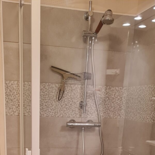 Douche à l'italienne du Gîte les Mouettes en Baie de Somme