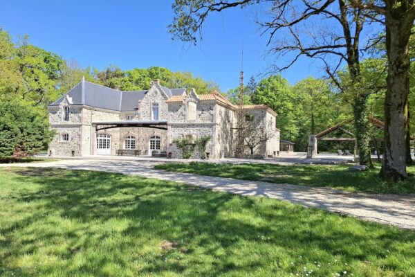 Gîte Le Pavillon de Chasse au Petit Brusson