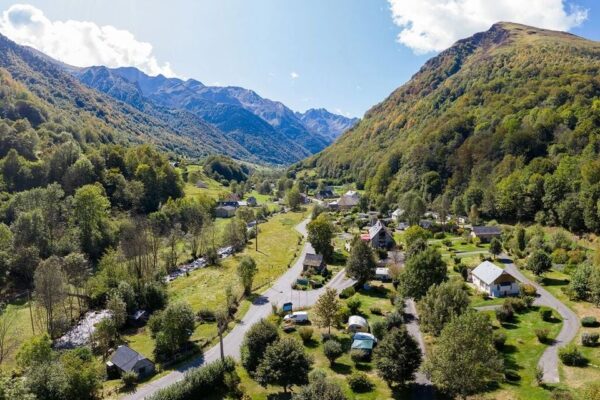 Camping Pyrénées Natura Flower 4*