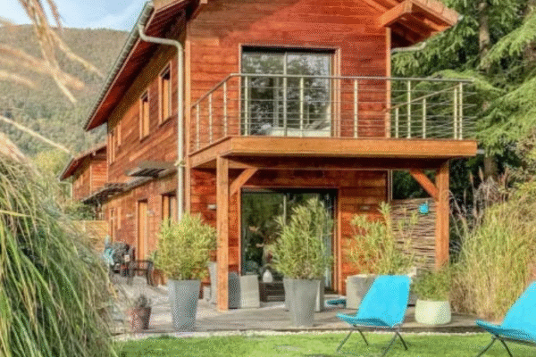 Chalet via Ponton