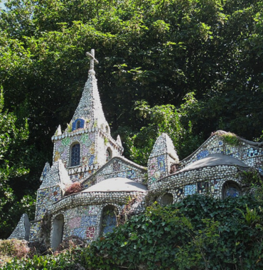 Little Chapel sur l'Île de Guernesey où les chiens sont acceptés