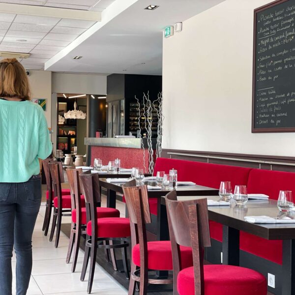 Salle de restaurant de l'Hôtel Ibis Styles Bordeaux Mériadeck en Gironde (France, Aquitaine)
