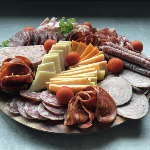 Assiette de charcuterie à La Chambre à la Noye dans la Somme près d'Amiens dans les Hauts de France