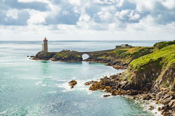10 Îles Bretonnes à découvrir avec son chien