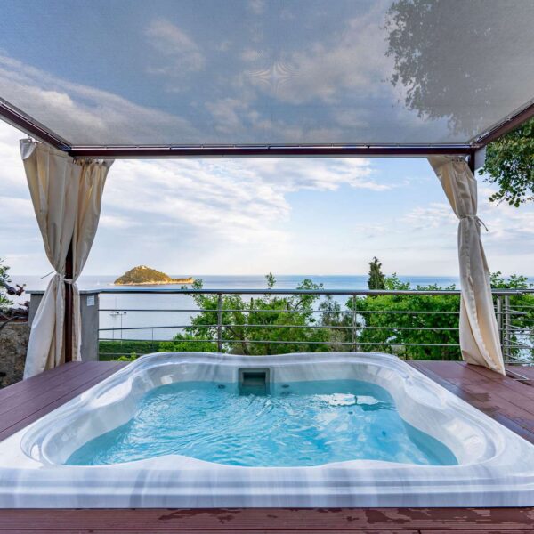 Jacuzzi pour buller en Italie au Baba Residences à Alassio