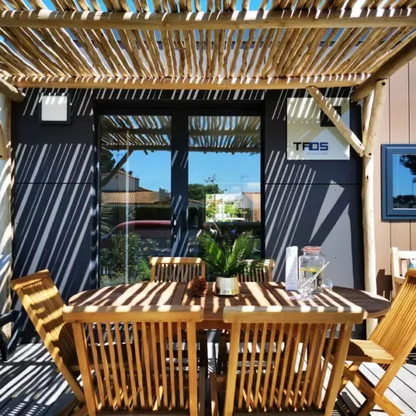 Location de mobil-home haut de gamme au Camping Les Places Dorées, à Saint-Jean-de-Monts, en Vendée