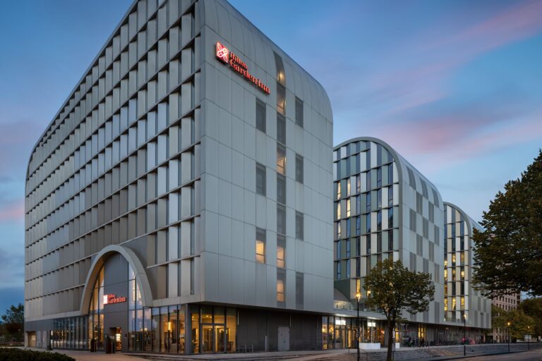 Extérieur de l'Hôtel Hilton Garden Inn Bordeaux Centre 4* proche Centre historique en Gironde en Aquitaine