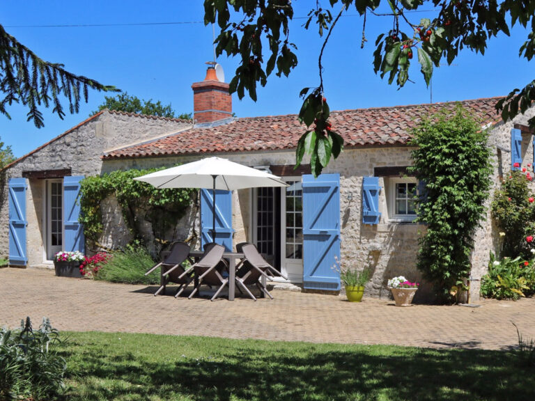 Le Cottage Bleu à Lairoux en Sud Vendée proche de la Côte Atlantique