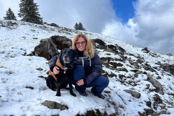 Choisir une station de ski dans les Alpes pour des vacances avec son chien